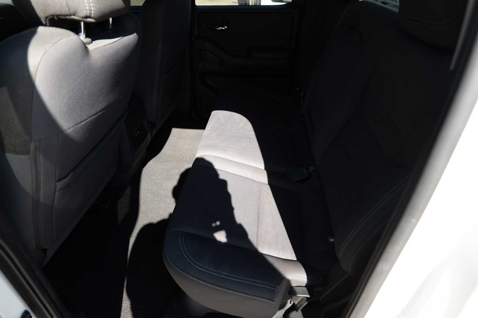 Thumbnail: 2022 Nissan Frontier - 24