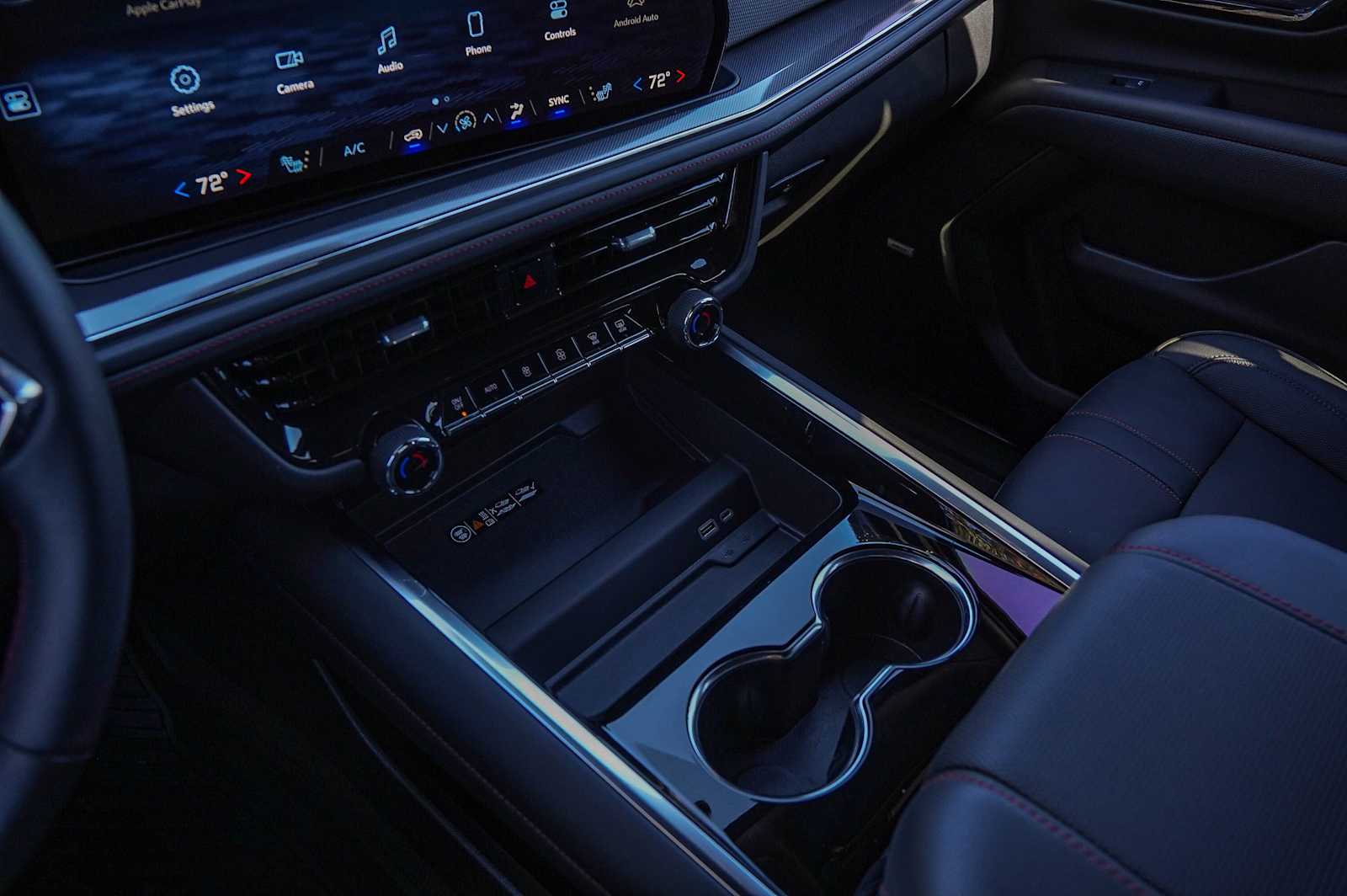 Thumbnail: 2025 Chevrolet Tahoe - 18