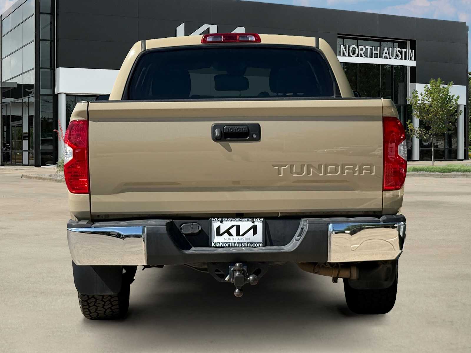 Thumbnail: 2019 Toyota Tundra - 8