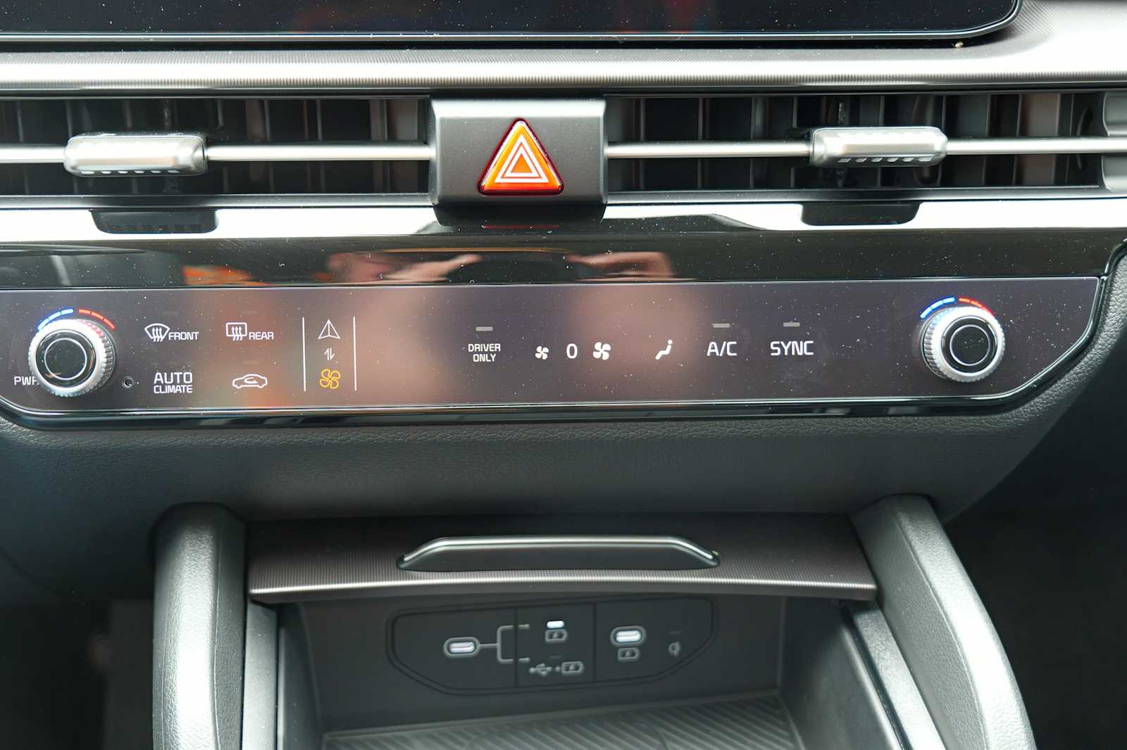 Thumbnail: 2026 Kia Sportage - 17