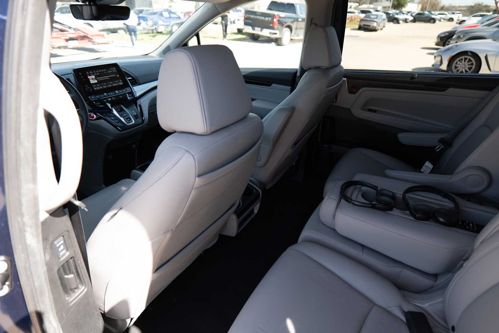 Thumbnail: 2020 Honda Odyssey - 23