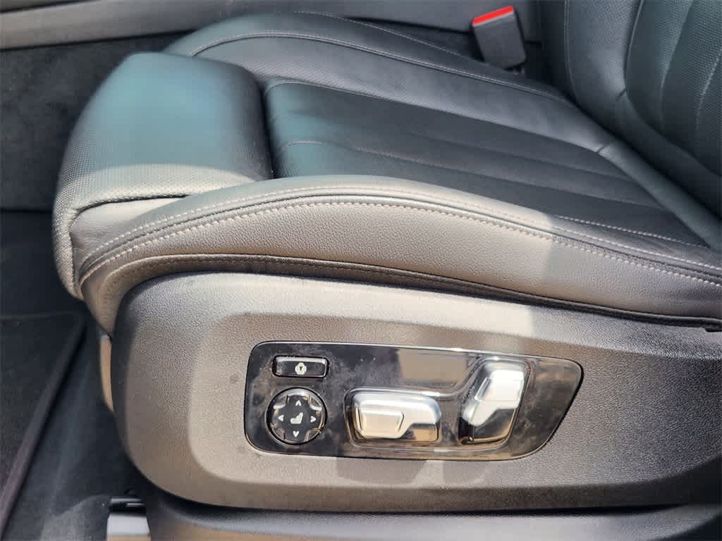 Thumbnail: 2020 BMW X7 - 24