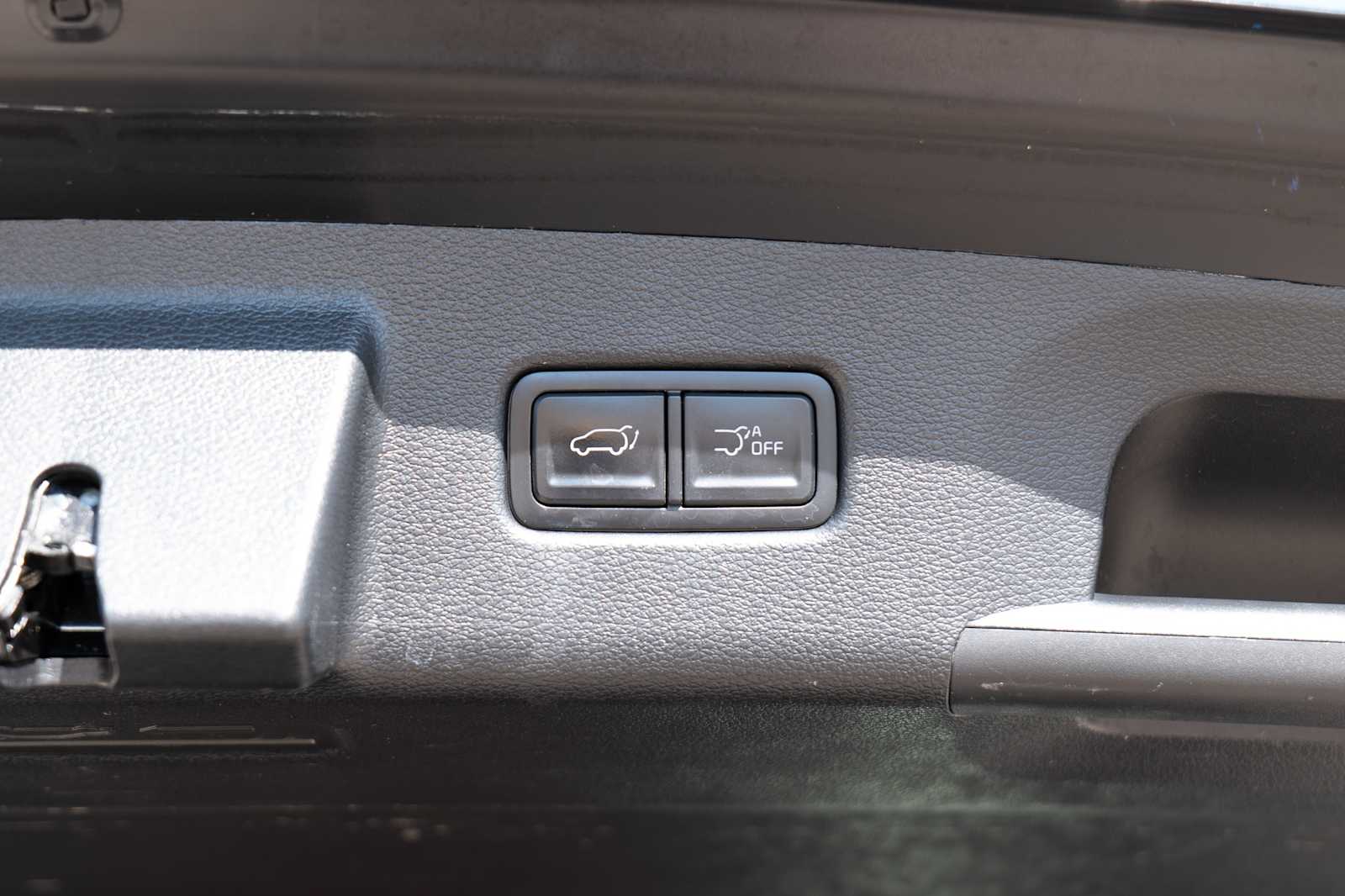 Thumbnail: 2023 Kia Telluride - 32