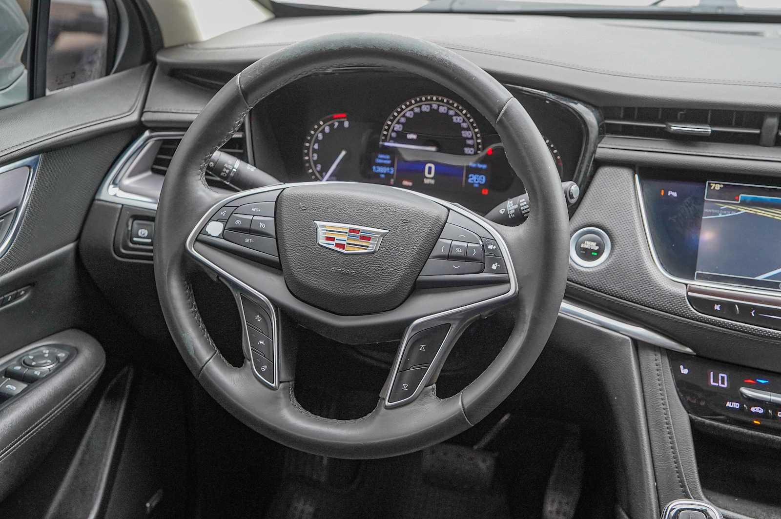 Thumbnail: 2017 Cadillac XT5 - 24