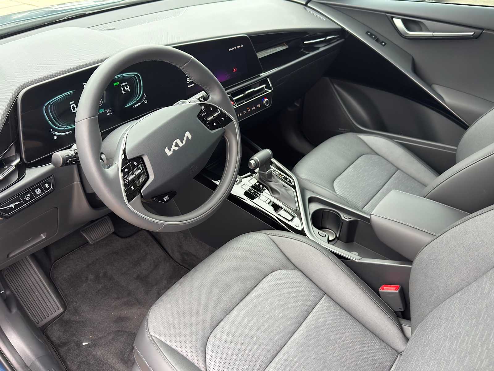 Thumbnail: 2026 Kia Niro - 8