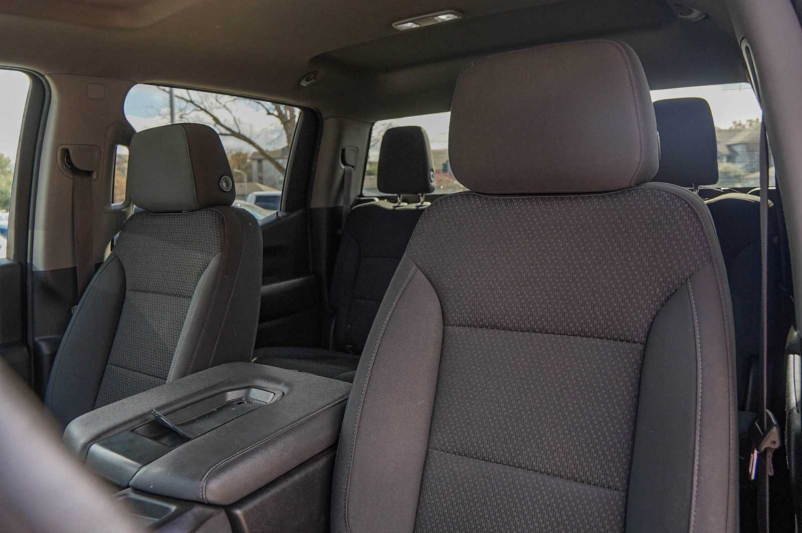 Thumbnail: 2022 Chevrolet Silverado 1500 - 11