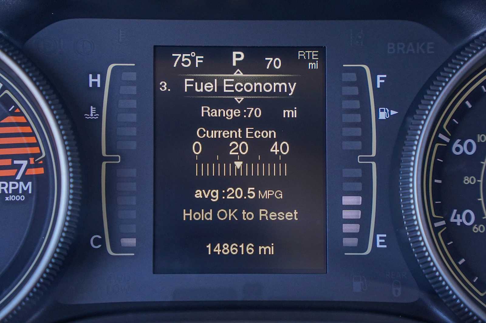 Thumbnail: 2016 Jeep Cherokee - 15