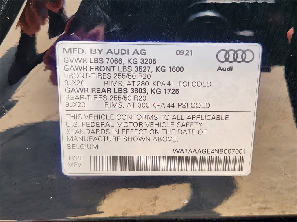 Thumbnail: 2022 Audi e-tron - 34