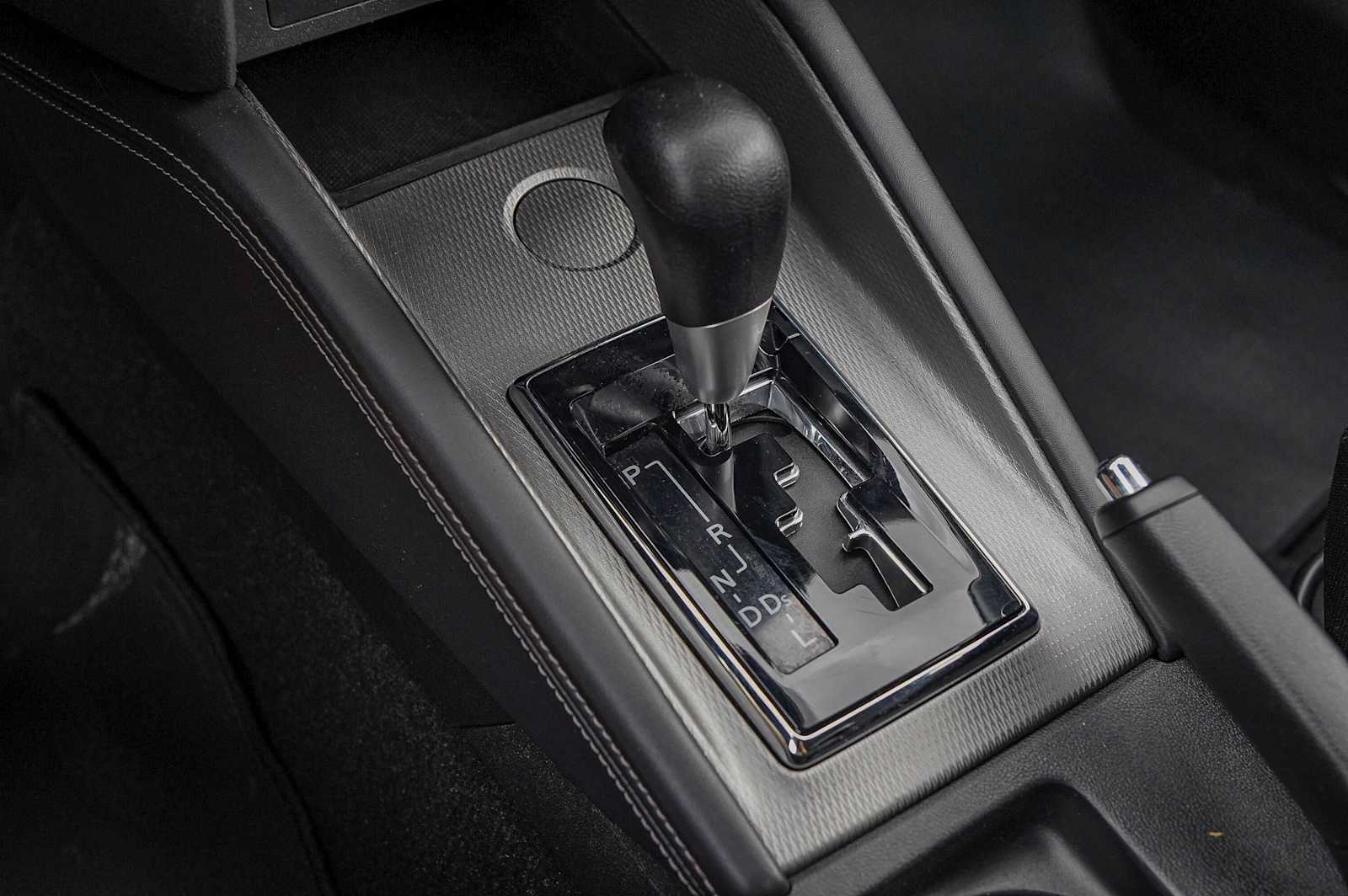 Thumbnail: 2021 Mitsubishi Outlander Sport - 20