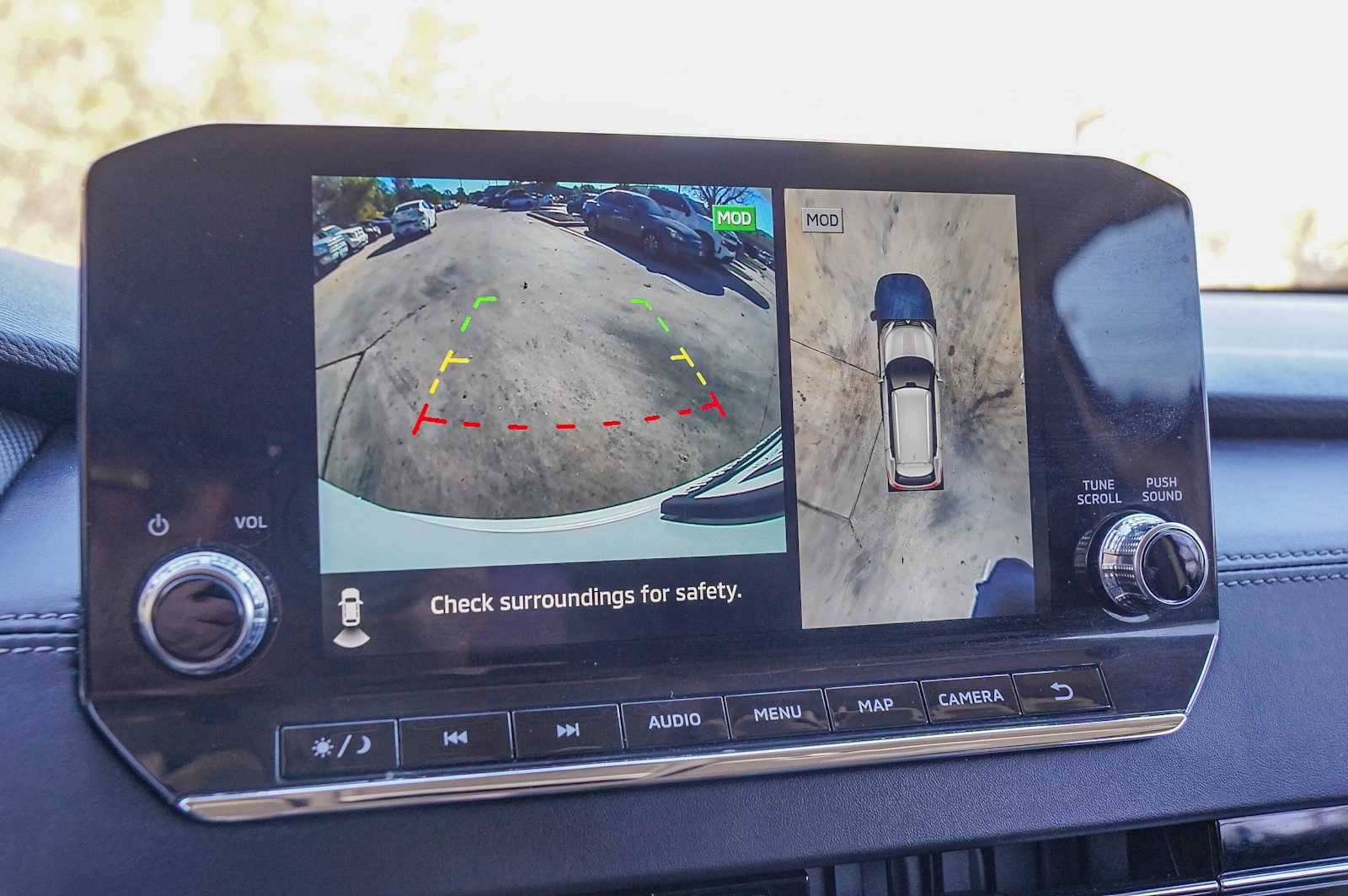 Thumbnail: 2022 Mitsubishi Outlander - 16