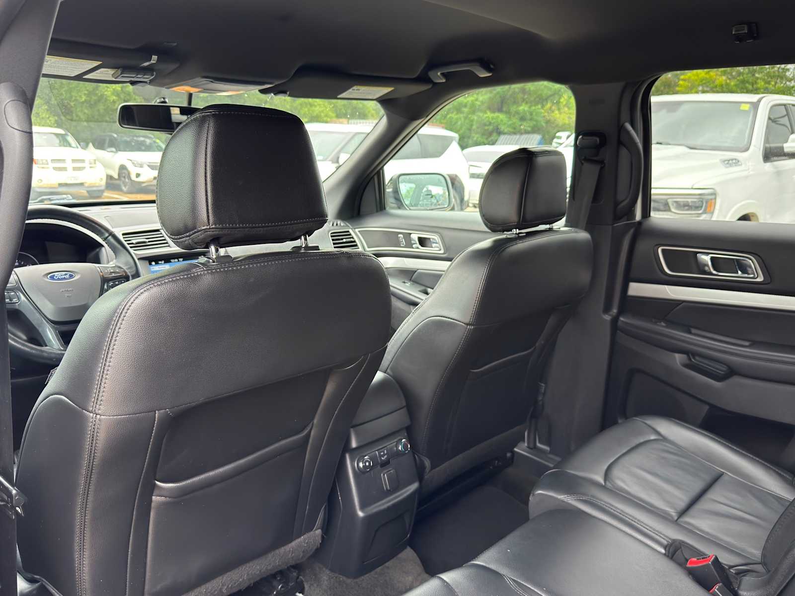 Thumbnail: 2017 Ford Explorer - 22