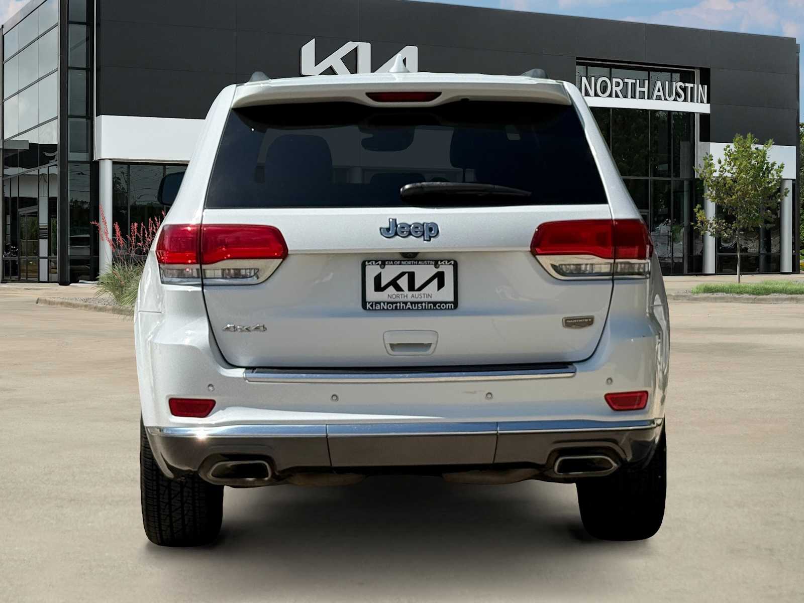 Thumbnail: 2020 Jeep Grand Cherokee - 6