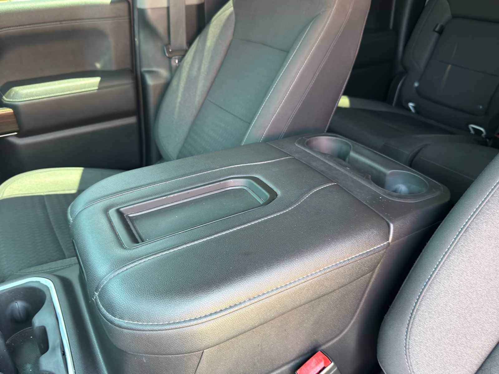 Thumbnail: 2021 Chevrolet Silverado 1500 - 12