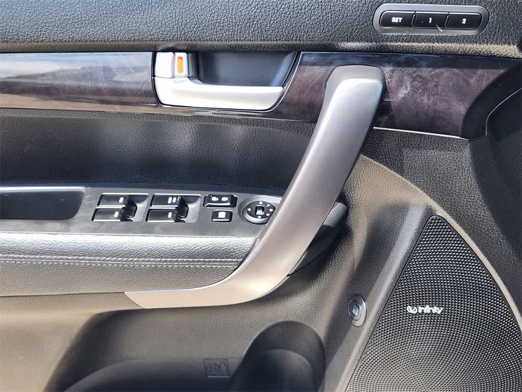 Thumbnail: 2014 Kia Sorento - 23
