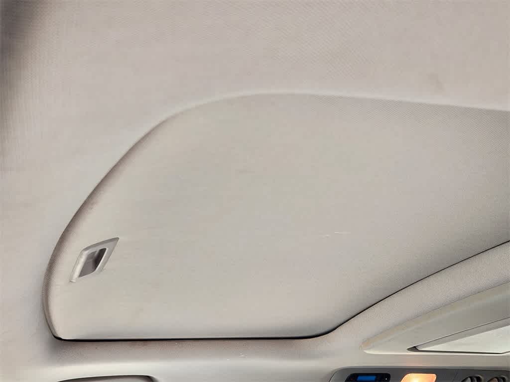 Thumbnail: 2013 Honda Odyssey - 25