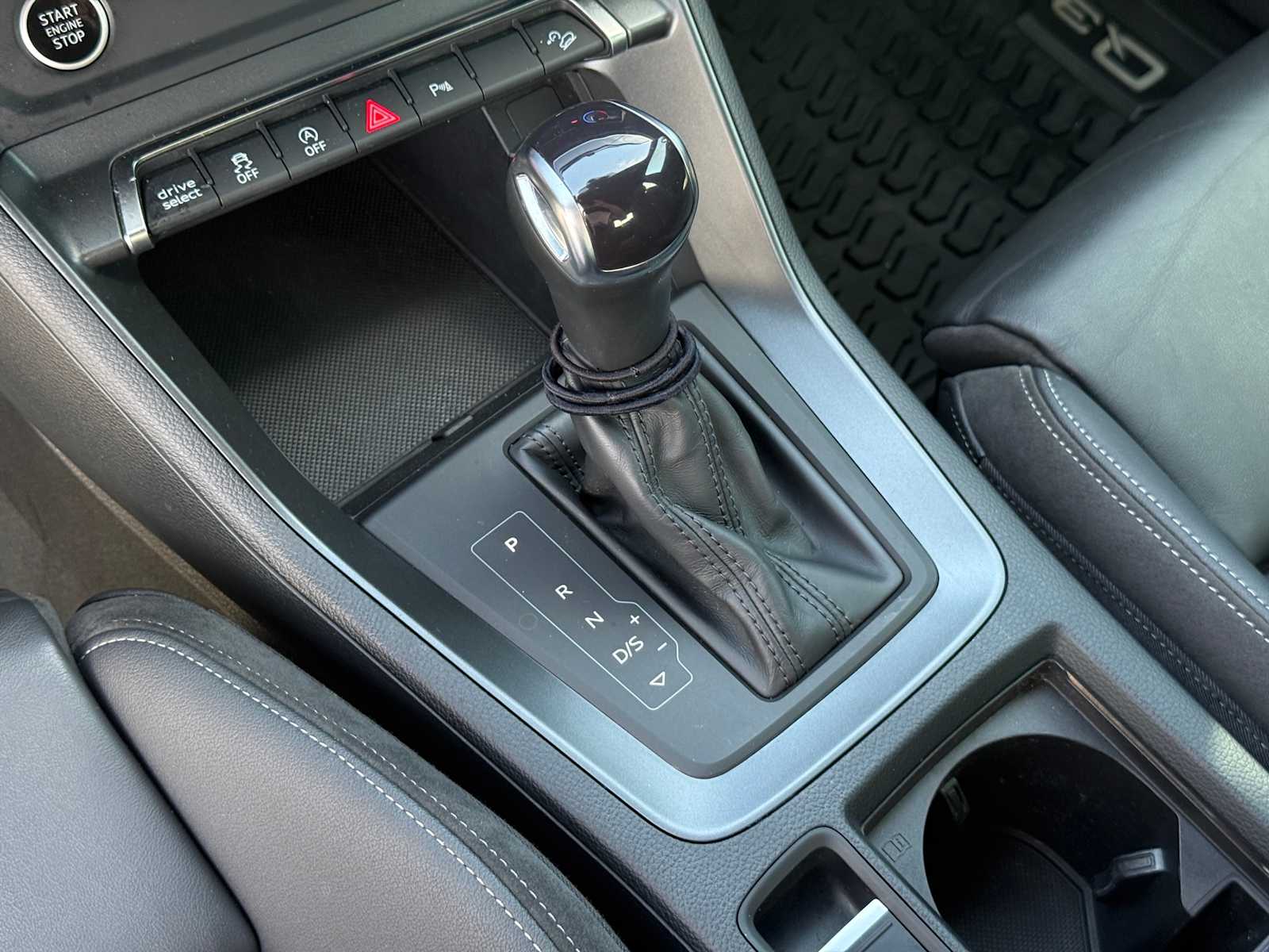 Thumbnail: 2022 Audi Q3 - 23