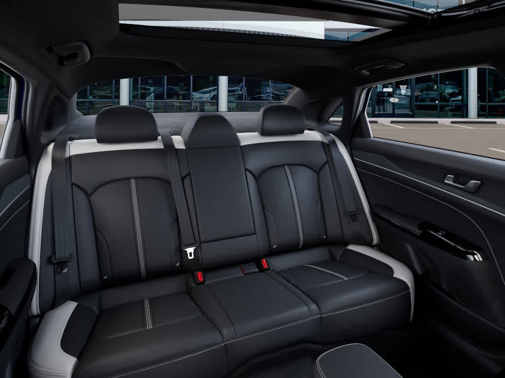 Thumbnail: 2025 Kia K5 - 16