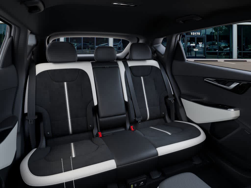 Thumbnail: 2025 Kia EV6 - 16