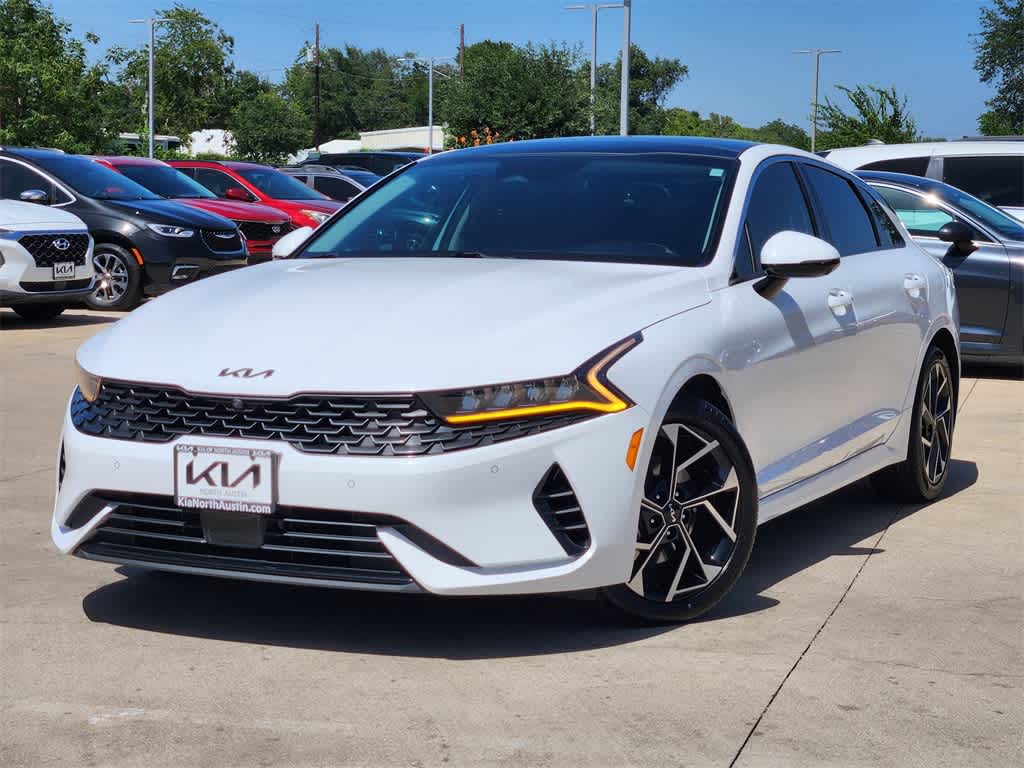 Thumbnail: 2022 Kia K5 - 1
