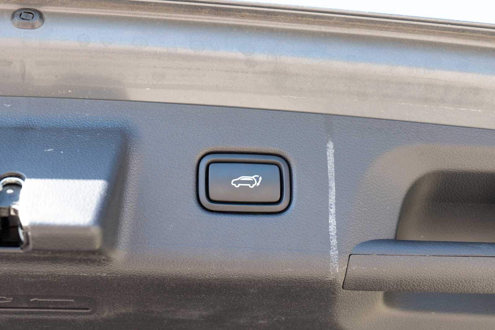 Thumbnail: 2023 Hyundai Palisade - 28