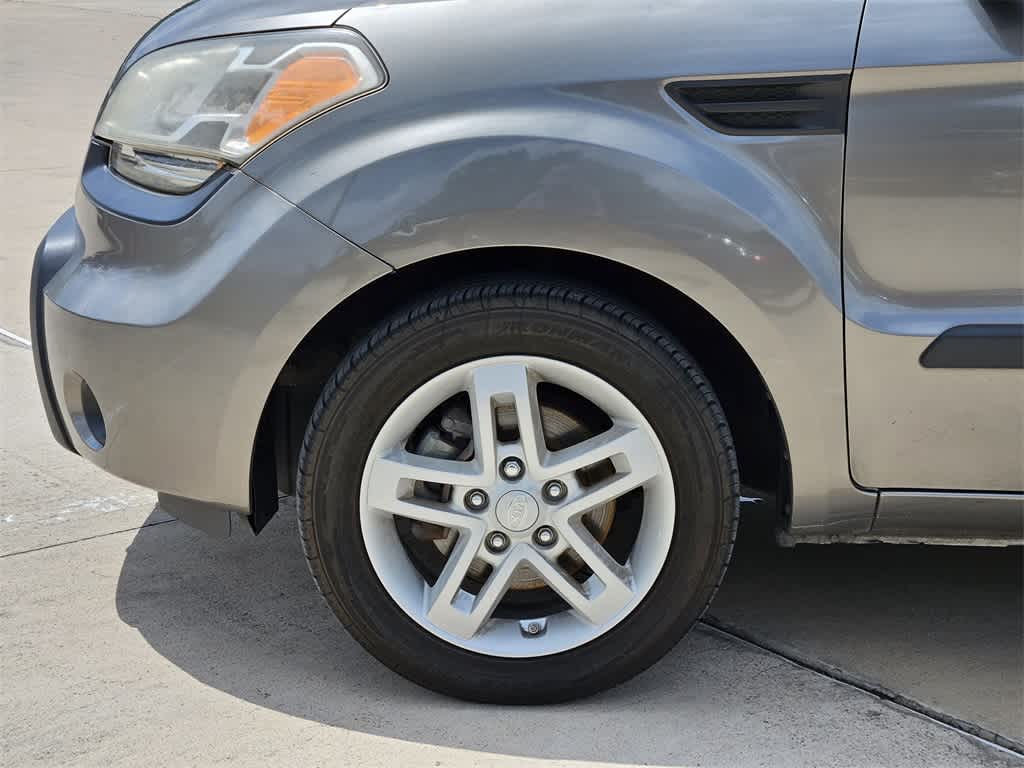 Thumbnail: 2010 Kia Soul - 8