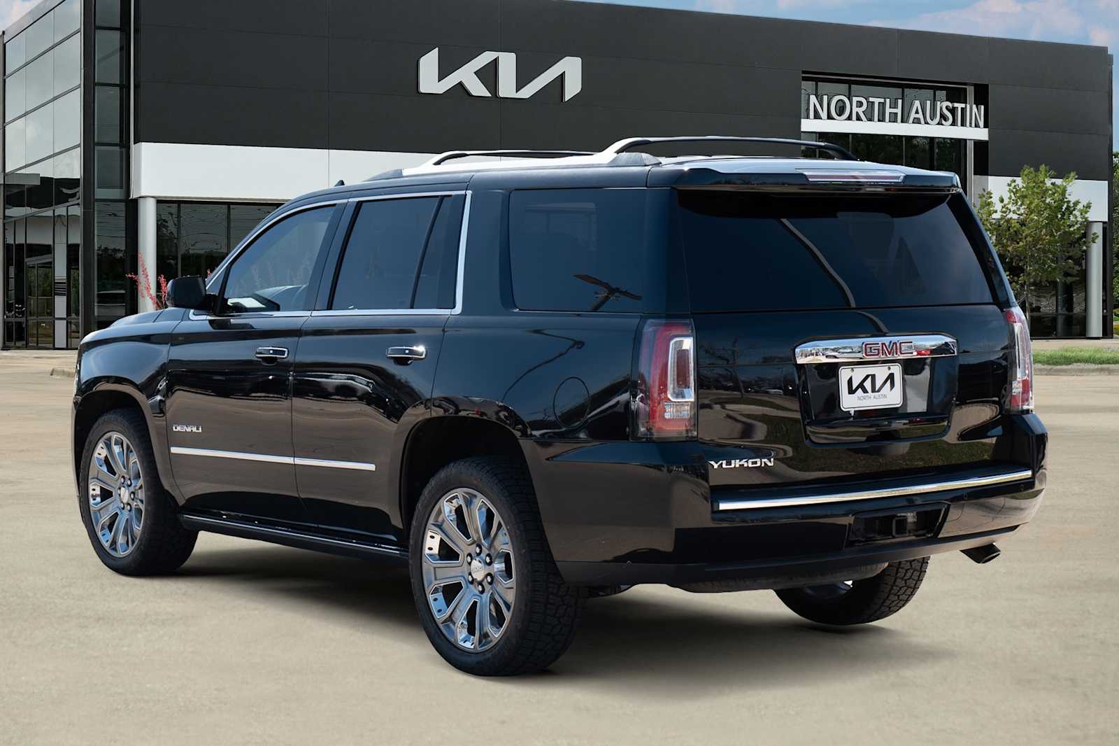 Thumbnail: 2015 GMC Yukon - 5