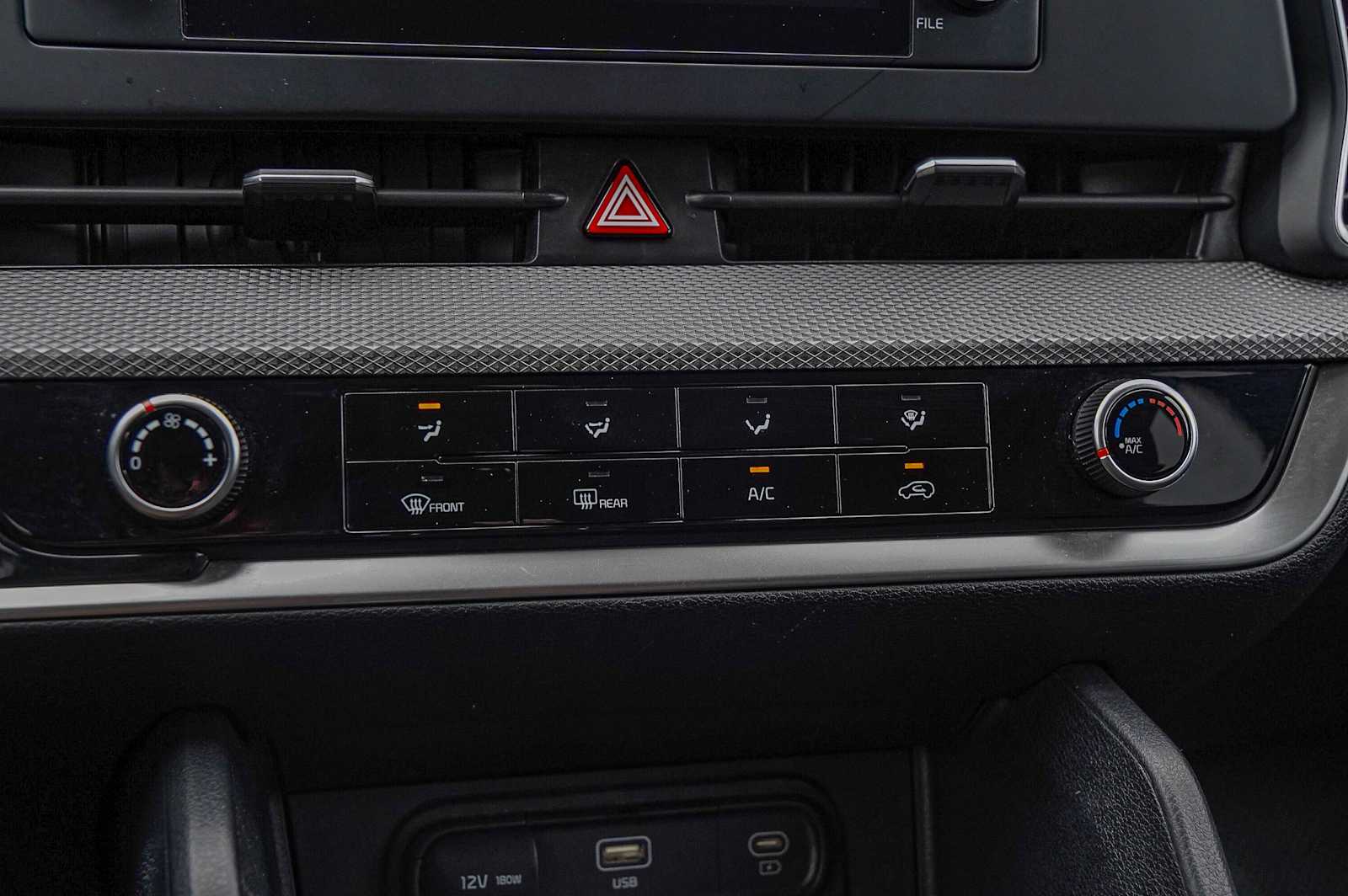 Thumbnail: 2023 Kia Sportage - 19