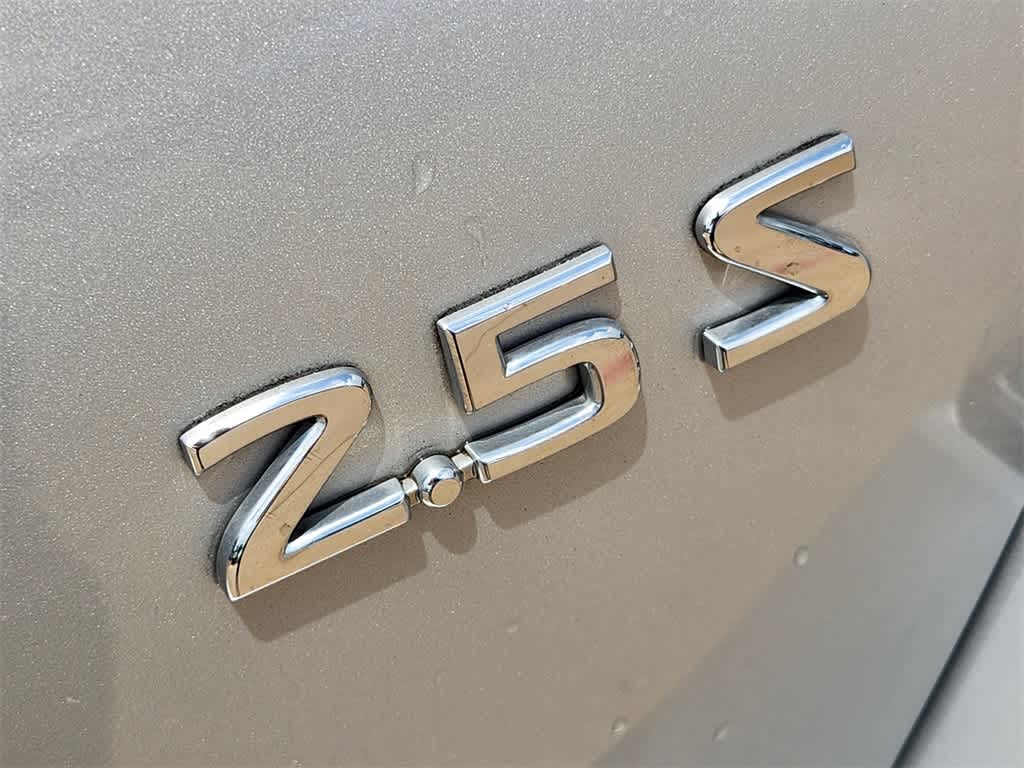 Thumbnail: 2011 Nissan Altima - 11