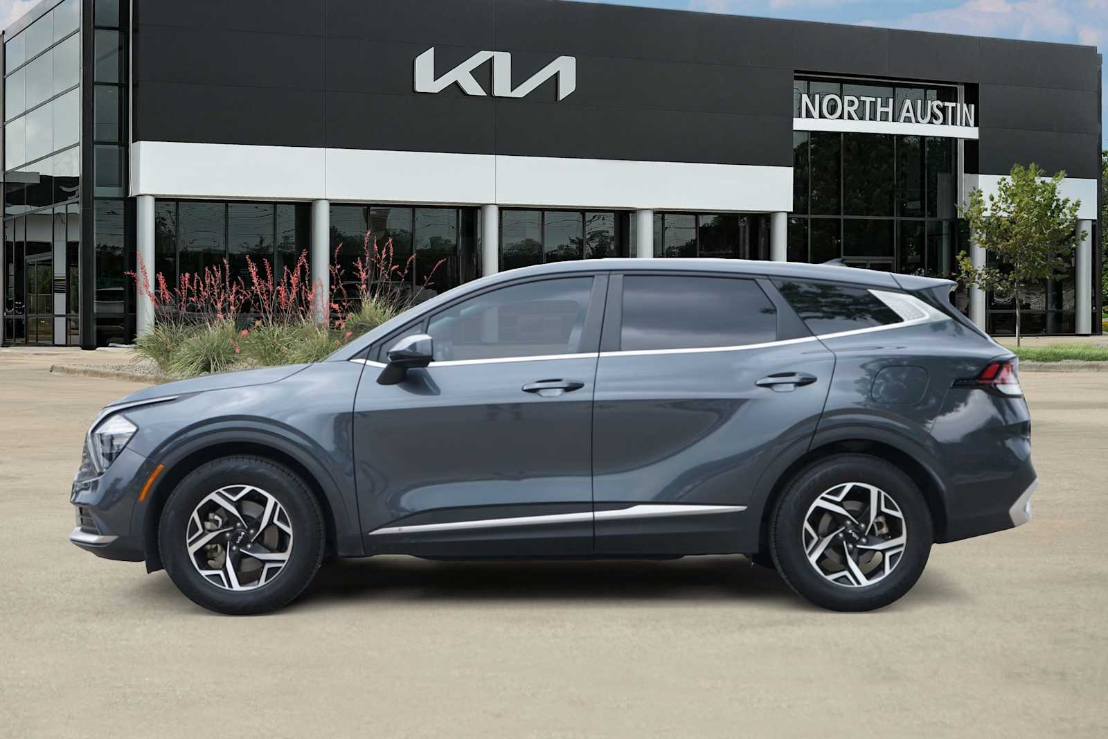 Thumbnail: 2023 Kia Sportage - 2