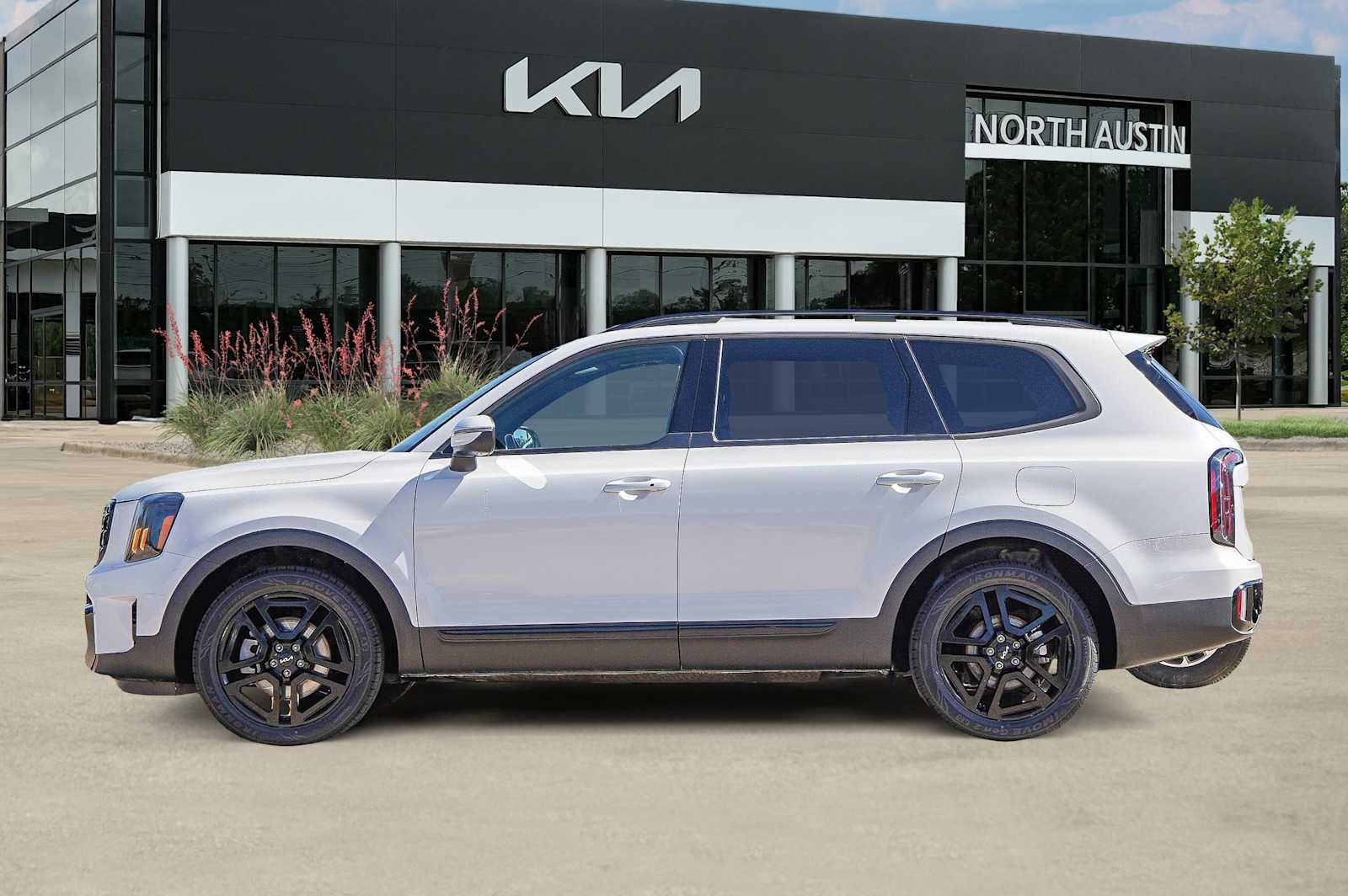 Thumbnail: 2024 Kia Telluride - 4