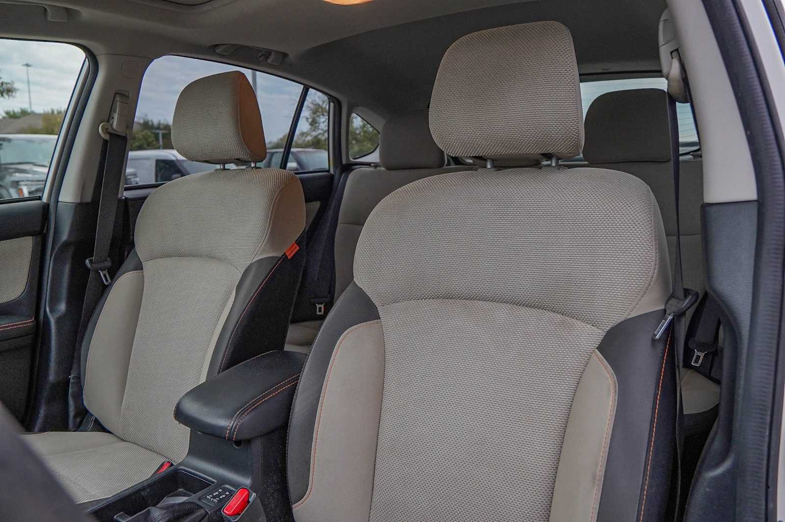 Thumbnail: 2016 Subaru Crosstrek - 11