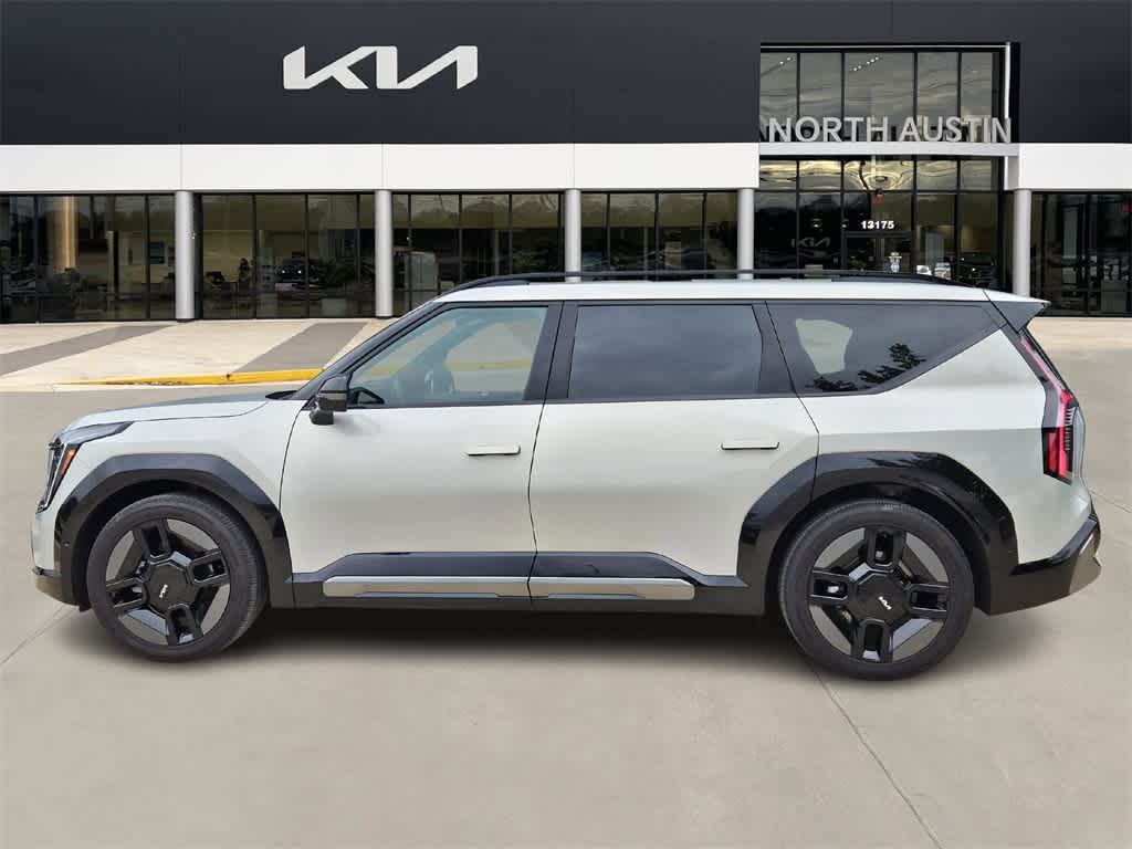 Thumbnail: 2024 Kia EV9 - 4