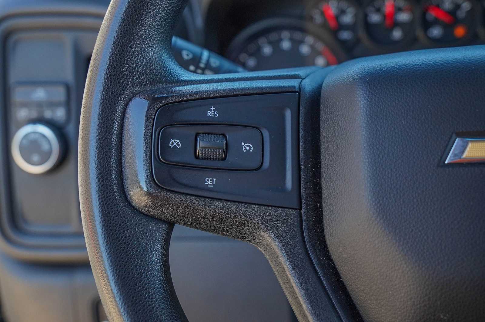 Thumbnail: 2019 Chevrolet Silverado 1500 - 13