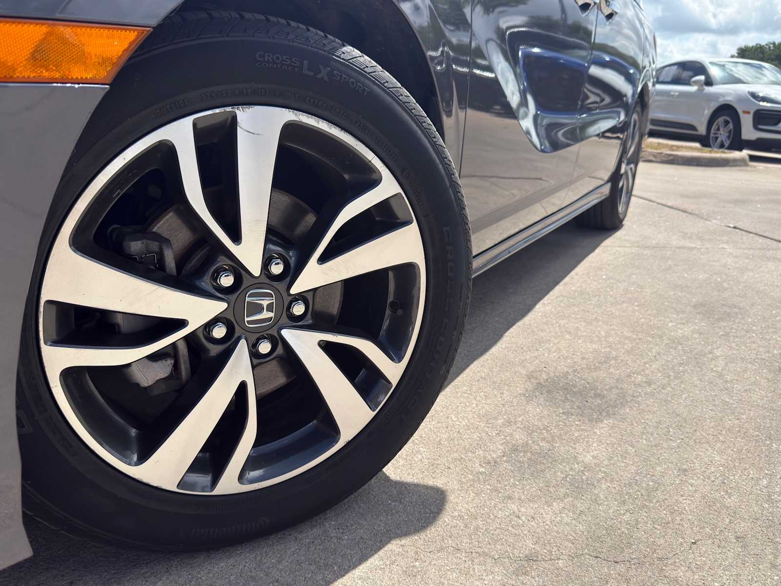 Thumbnail: 2023 Honda Odyssey - 2