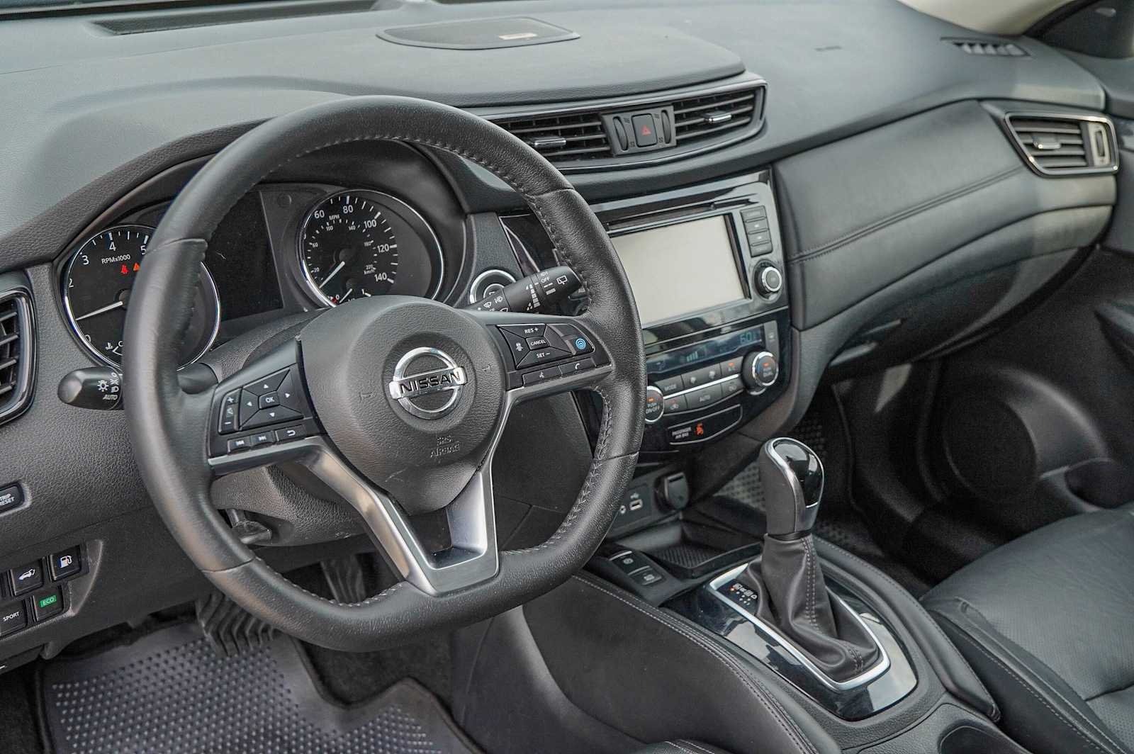 Thumbnail: 2019 Nissan Rogue - 9