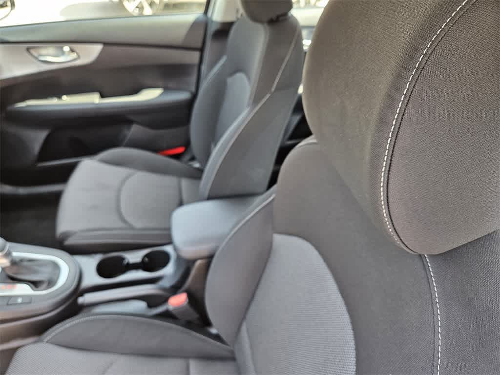 Thumbnail: 2024 Kia Forte - 14