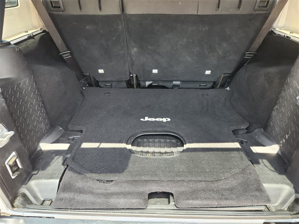Thumbnail: 2016 Jeep Wrangler - 32