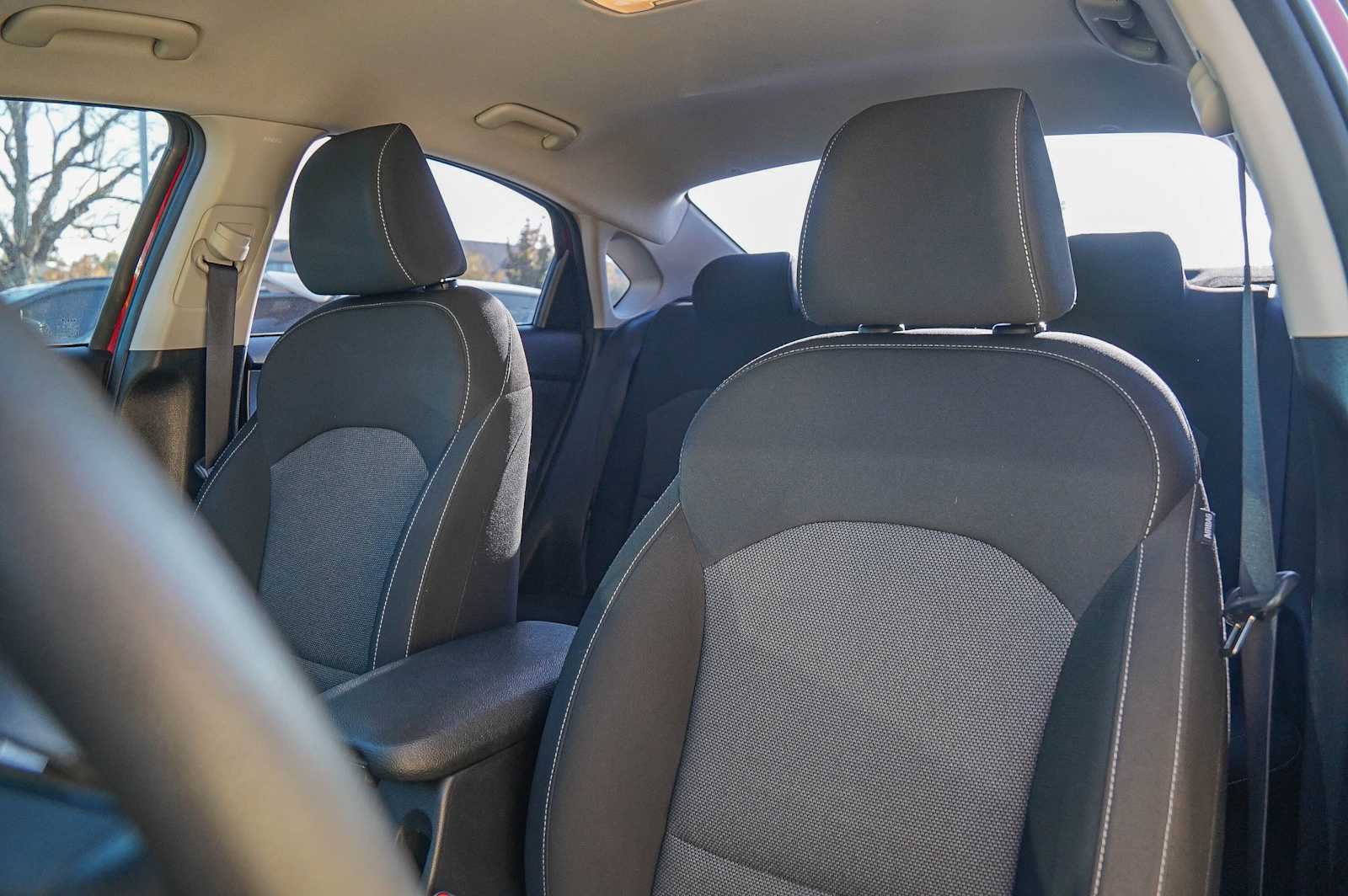 Thumbnail: 2022 Kia Forte - 11