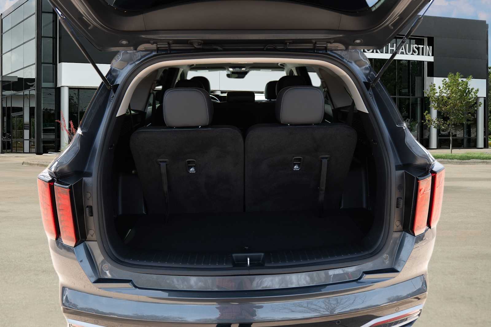 Thumbnail: 2022 Kia Sorento - 29