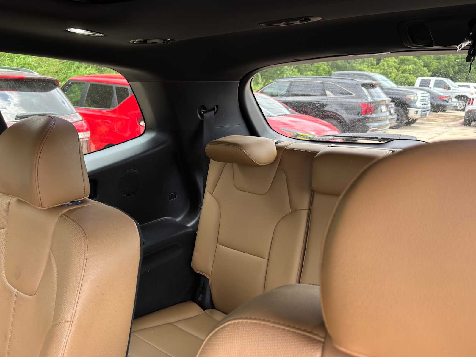 Thumbnail: 2020 Kia Telluride - 31