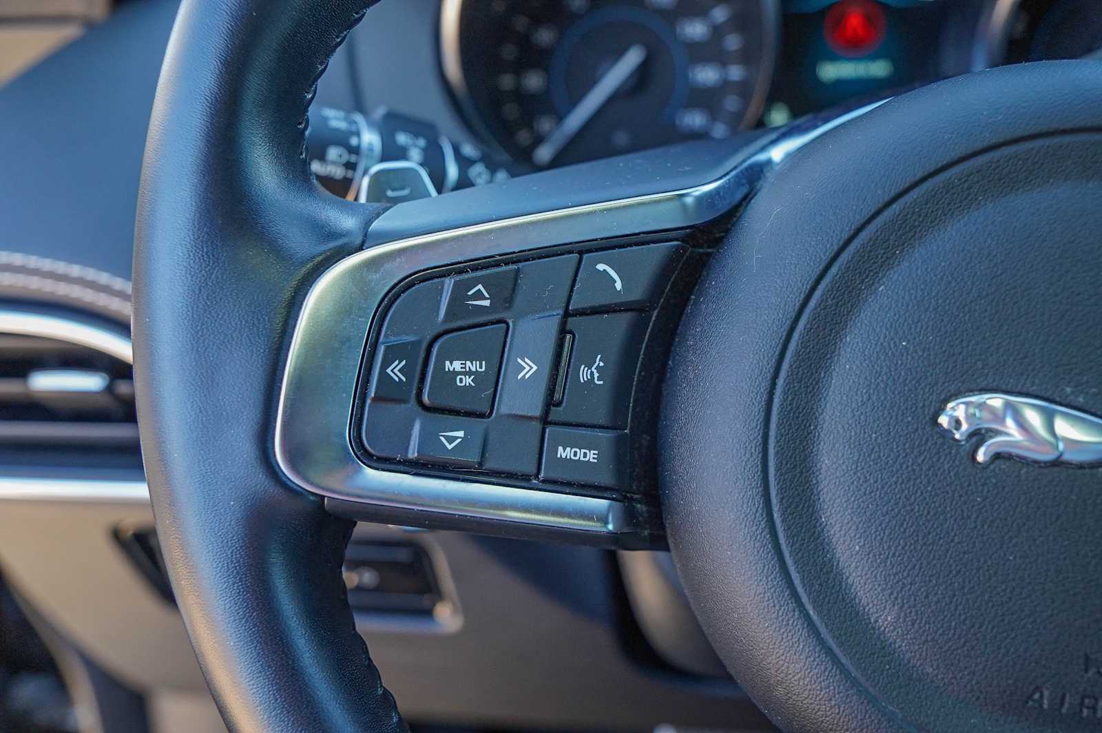 Thumbnail: 2020 Jaguar F-Pace - 13