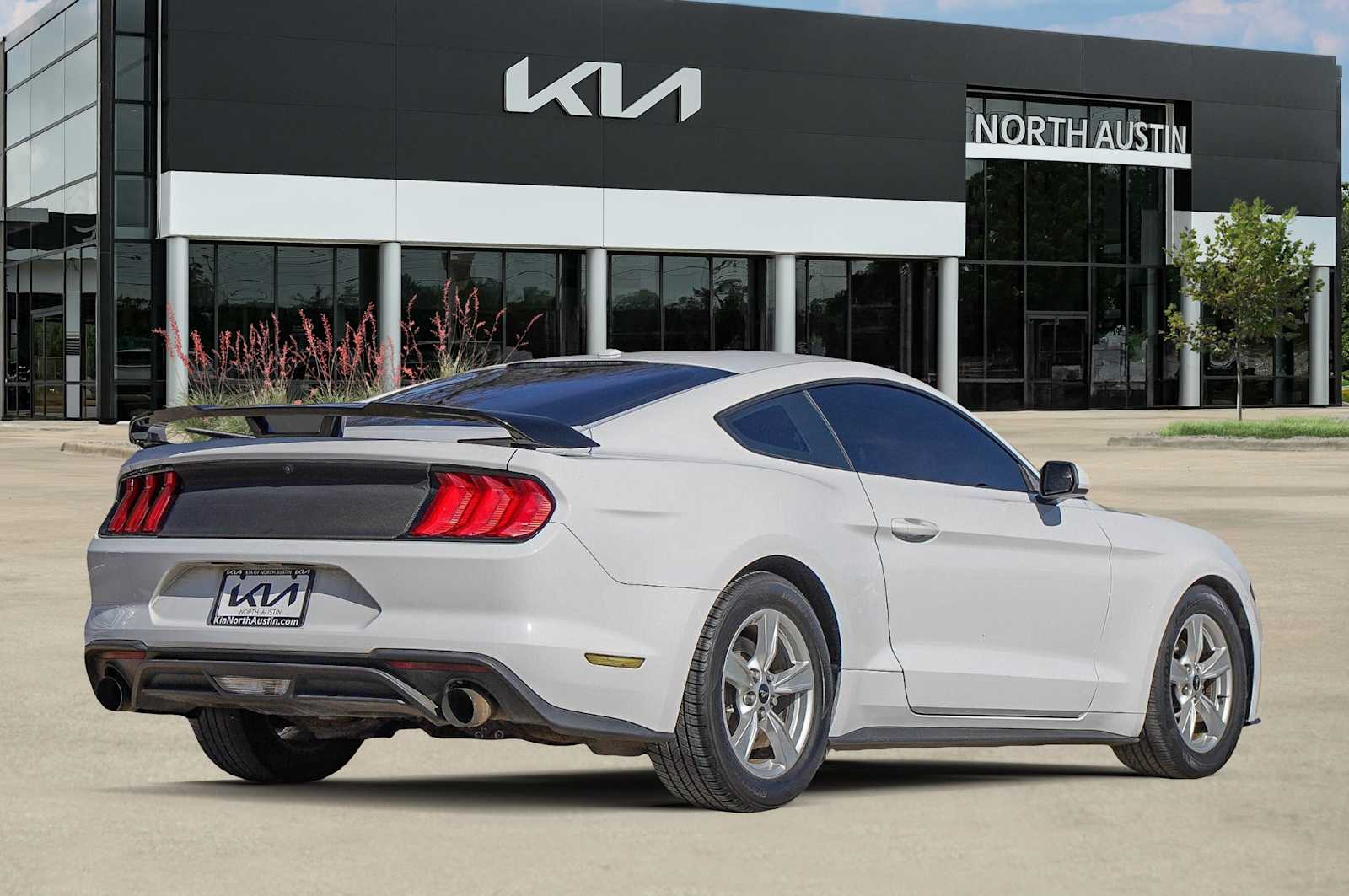 Thumbnail: 2020 Ford Mustang - 6