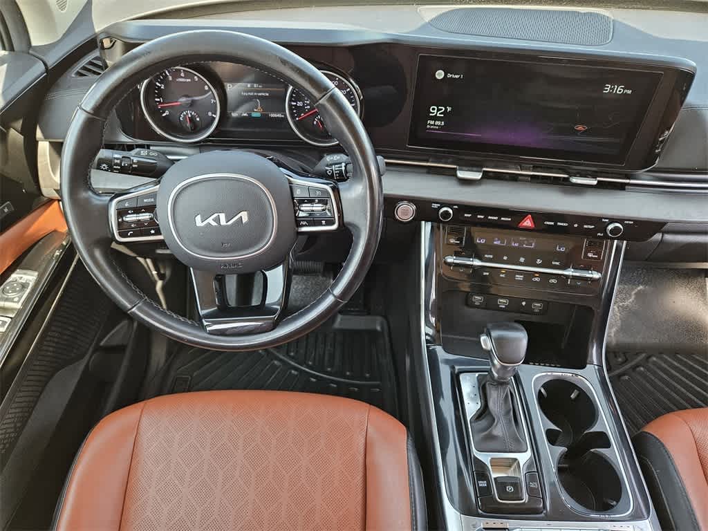Thumbnail: 2022 Kia Carnival - 25