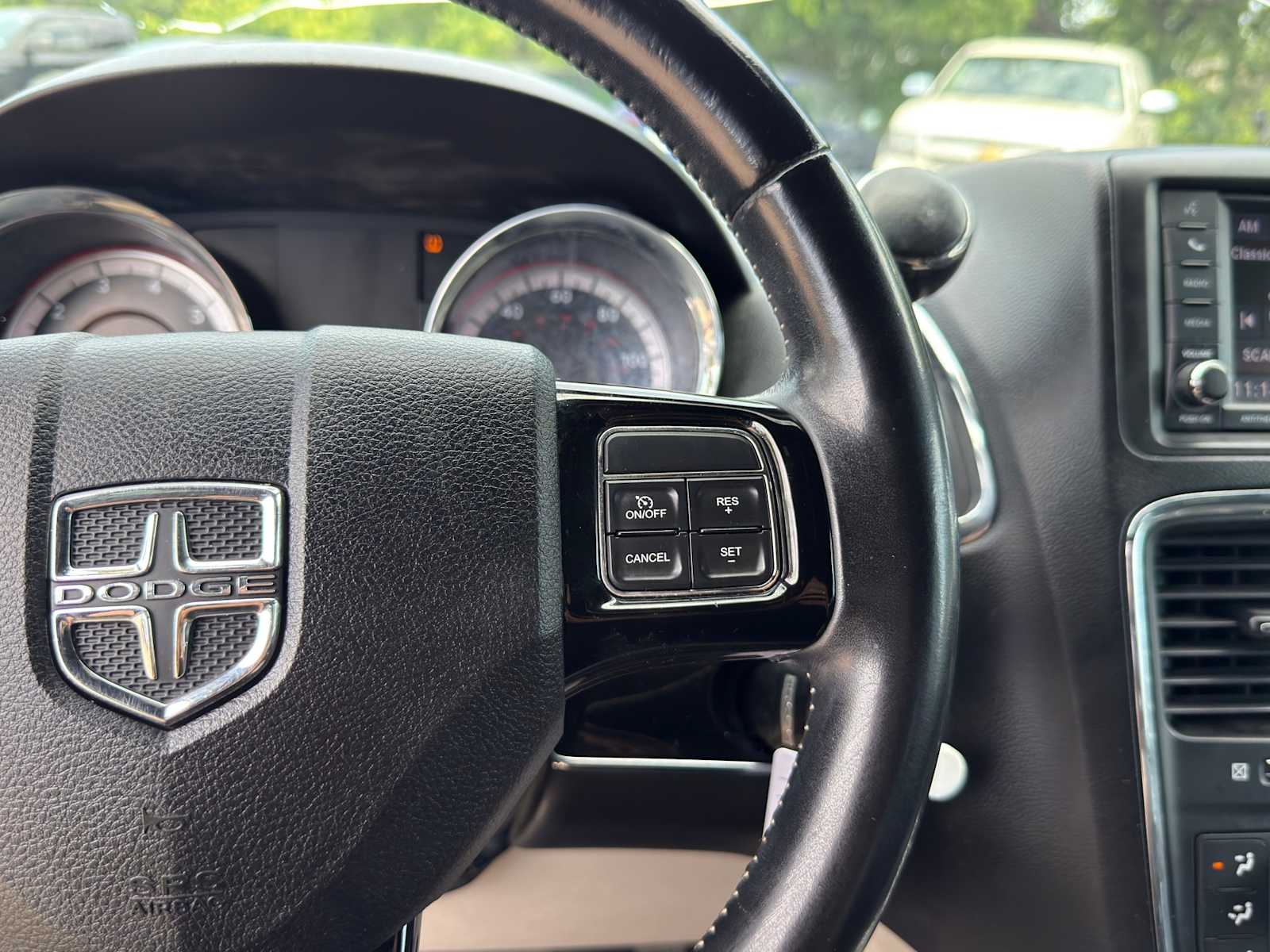 Thumbnail: 2019 Dodge Grand Caravan - 19
