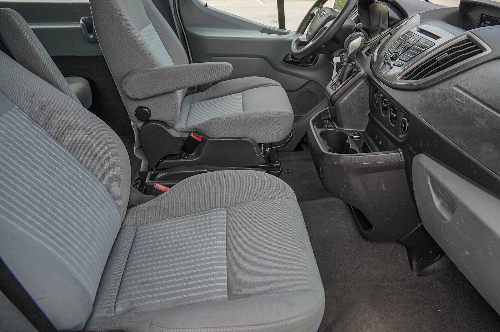 Thumbnail: 2016 Ford Transit Series - 25