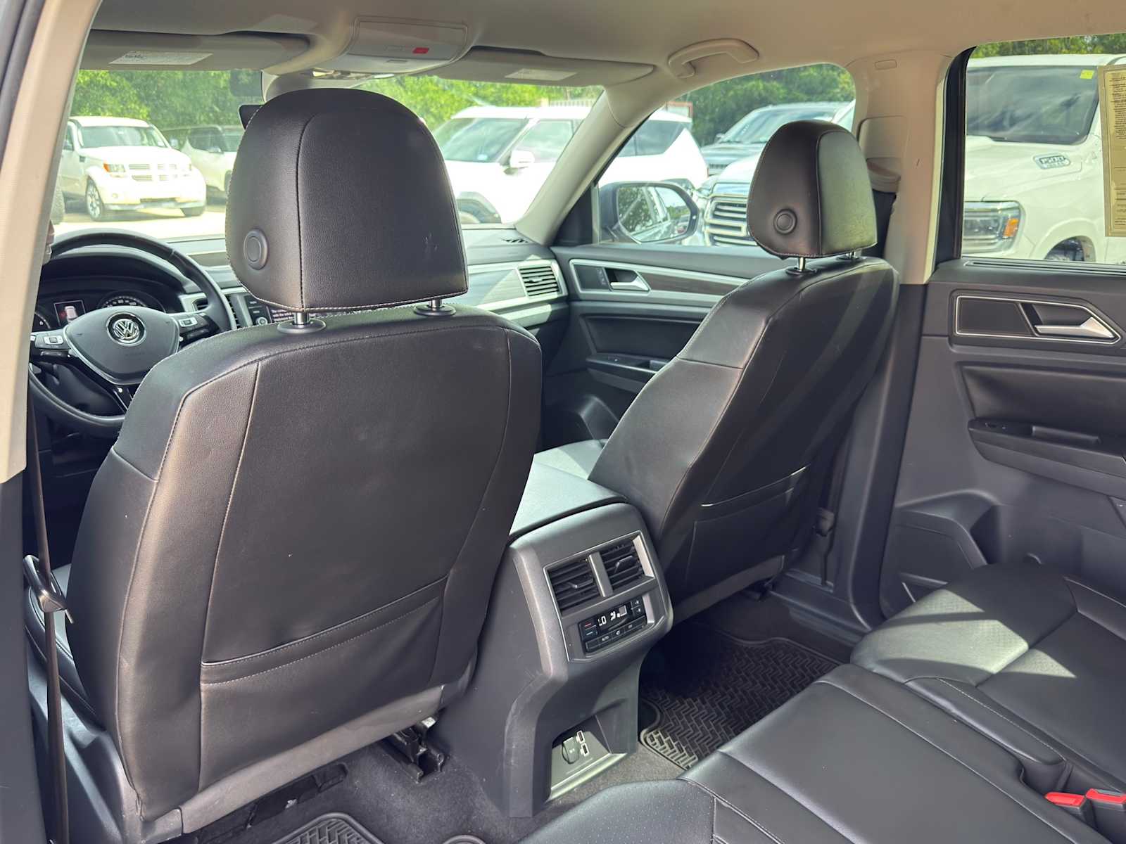 Thumbnail: 2018 Volkswagen Atlas - 22