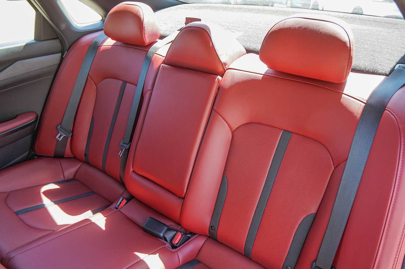 Thumbnail: 2023 Kia K5 - 32