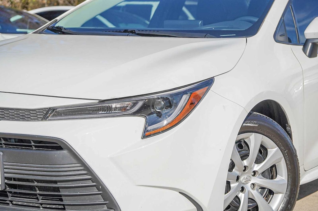 Used 2024 Toyota Corolla LE Sedan