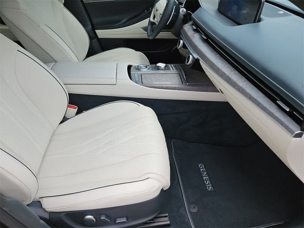 Thumbnail: 2024 Genesis G80 - 12