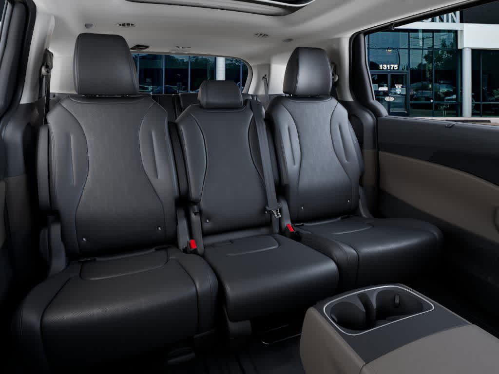 Thumbnail: 2026 Kia Carnival - 16